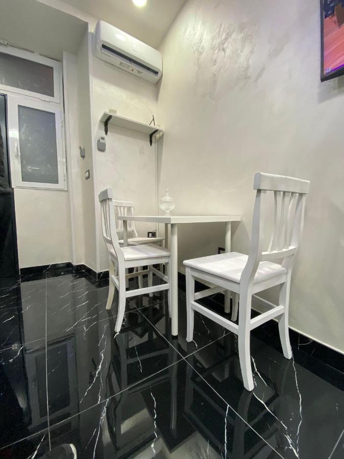 Ester Houses 3 เนเปิลส์ ภายนอก รูปภาพ