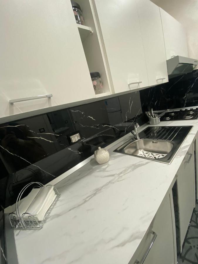 Ester Houses 3 เนเปิลส์ ภายนอก รูปภาพ