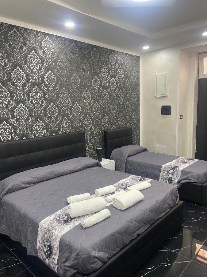 Ester Houses 3 เนเปิลส์ ภายนอก รูปภาพ